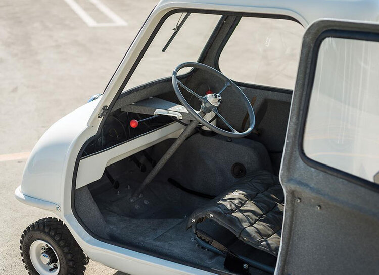 Peel P50 (Interior)