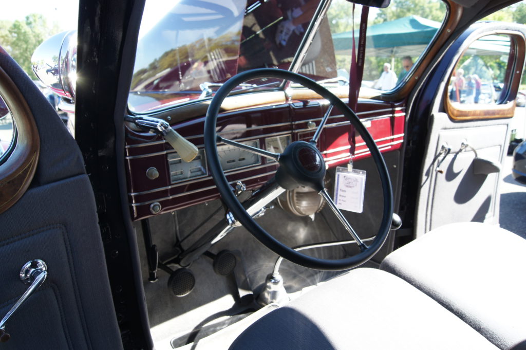 1937 Lincoln Zephyr Interior