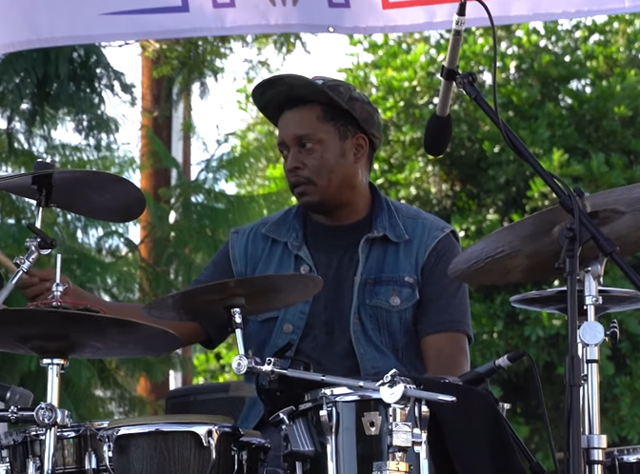 Chris Dave drumming style
