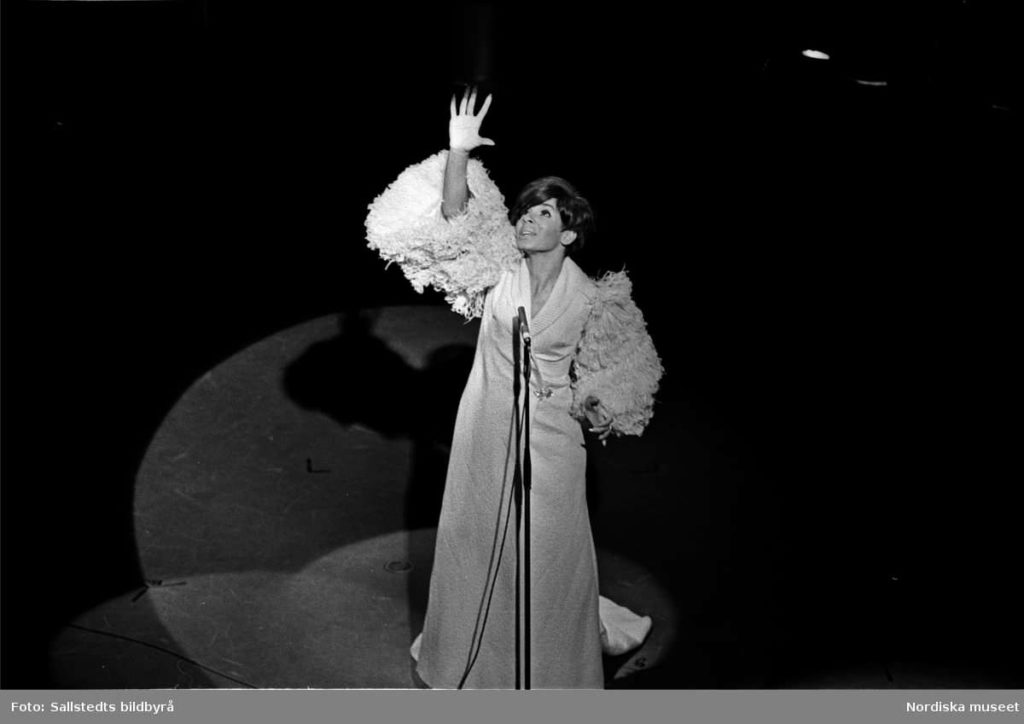 Shirley Bassey