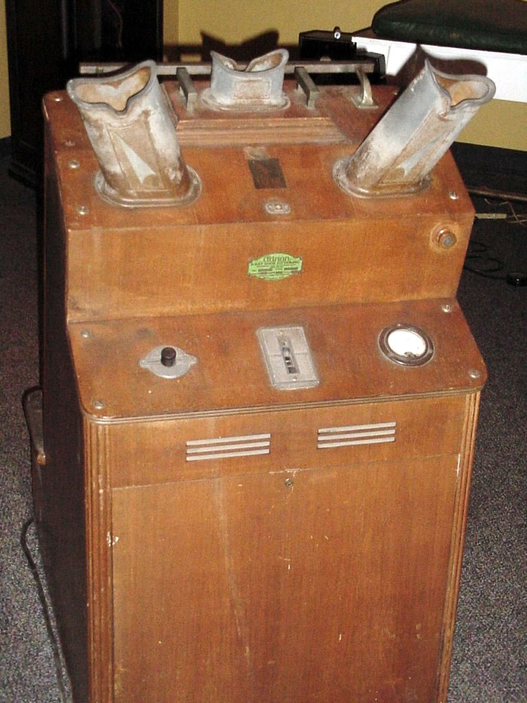 X-Ray Shoe Fitting Machines