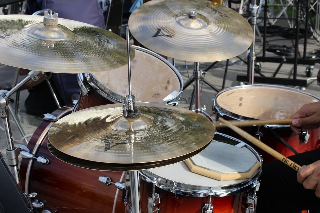 hi-hat groove drumming