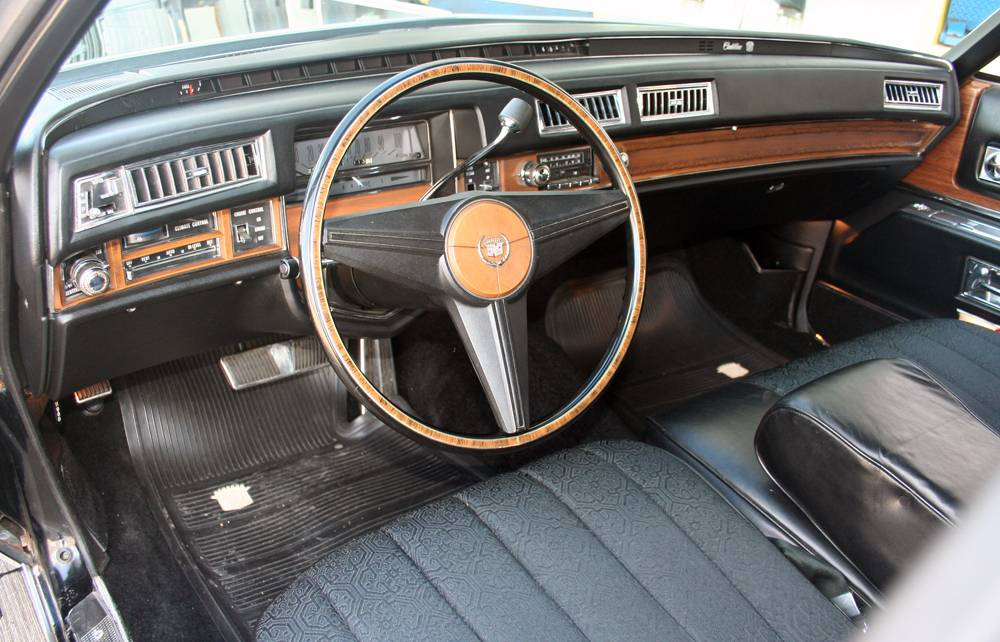 Cadillac Fleetwood Brougham Interior
